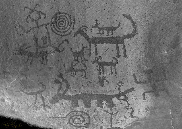 Inverted petroglyph (Chaco Canyon)